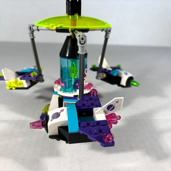 LEGO Friends Amusement Park Space Ride 41128 RETIRED - Picture 4 of 8